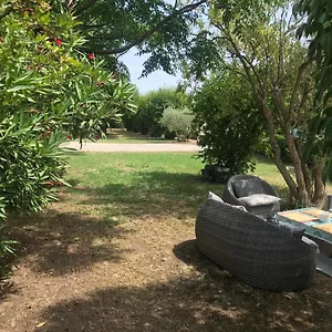 Duplex Bucolique Aux Pieds Des Alpilles Hébergement de vacances Mouries